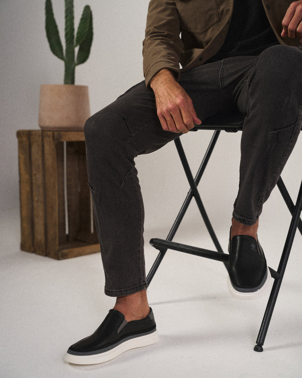 P|H - Modern Slip-On Etienne