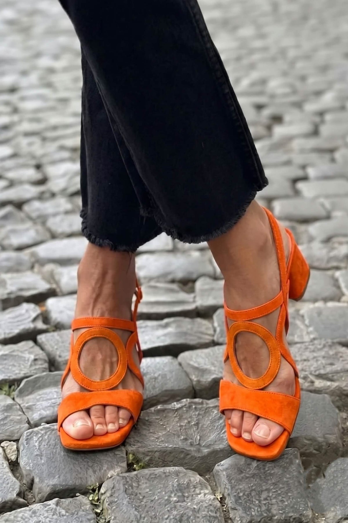 P|H - Sculpted Ring Block Heel Sandals Linda