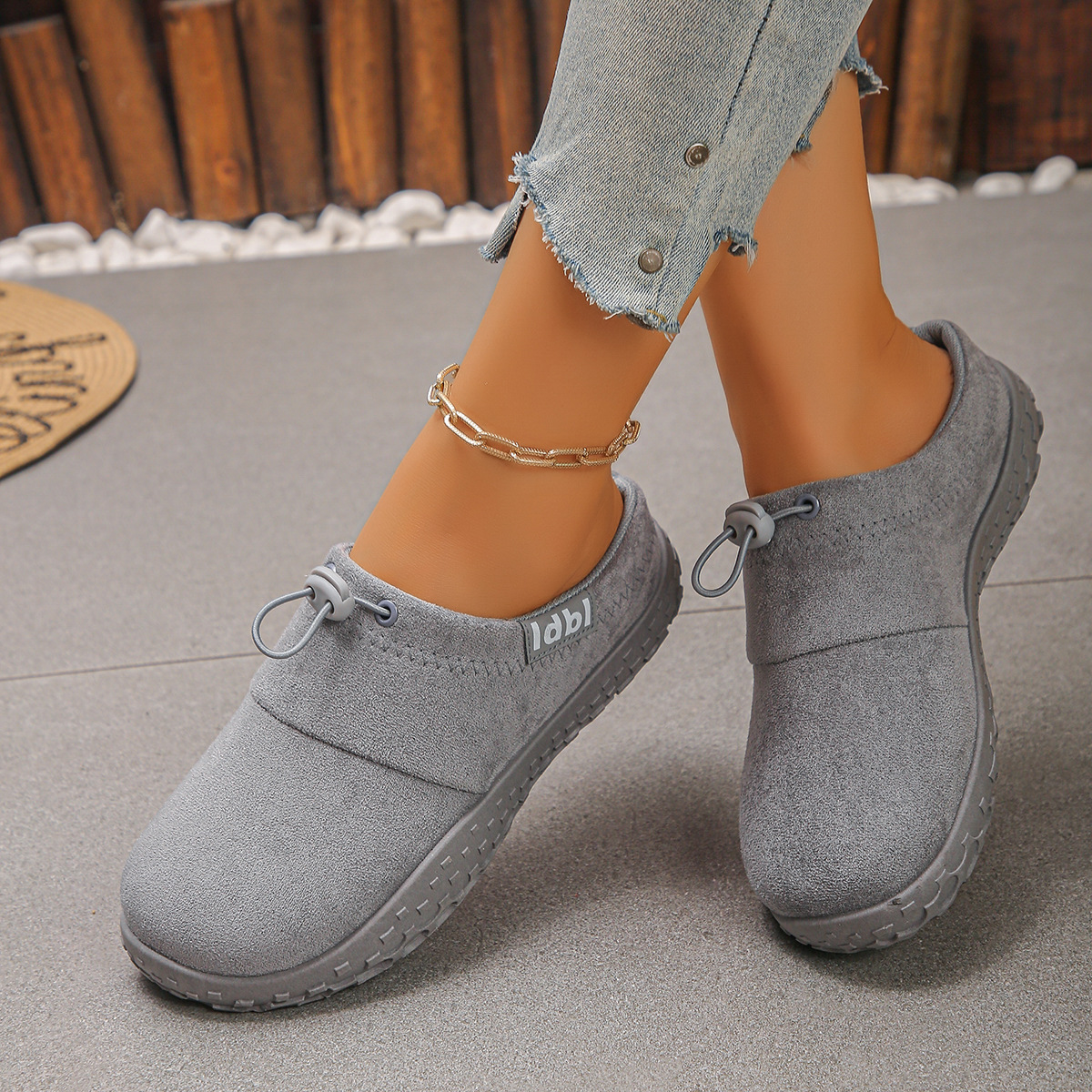 P|H - Wide-Fit Cushioned Comfort Clogs Joyce