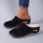 P|H - Cushioned Closed-Toe Clog Slippers Evelyn