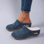 P|H - Cushioned Closed-Toe Clog Slippers Evelyn