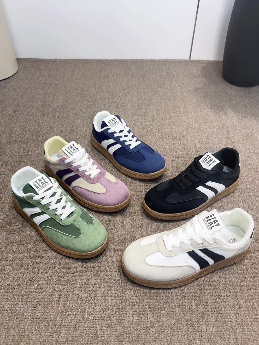 P|H - Retro Striped Comfort Sneakers Gloria