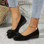 P|H - Bow-Front Comfort Wedges Sharon