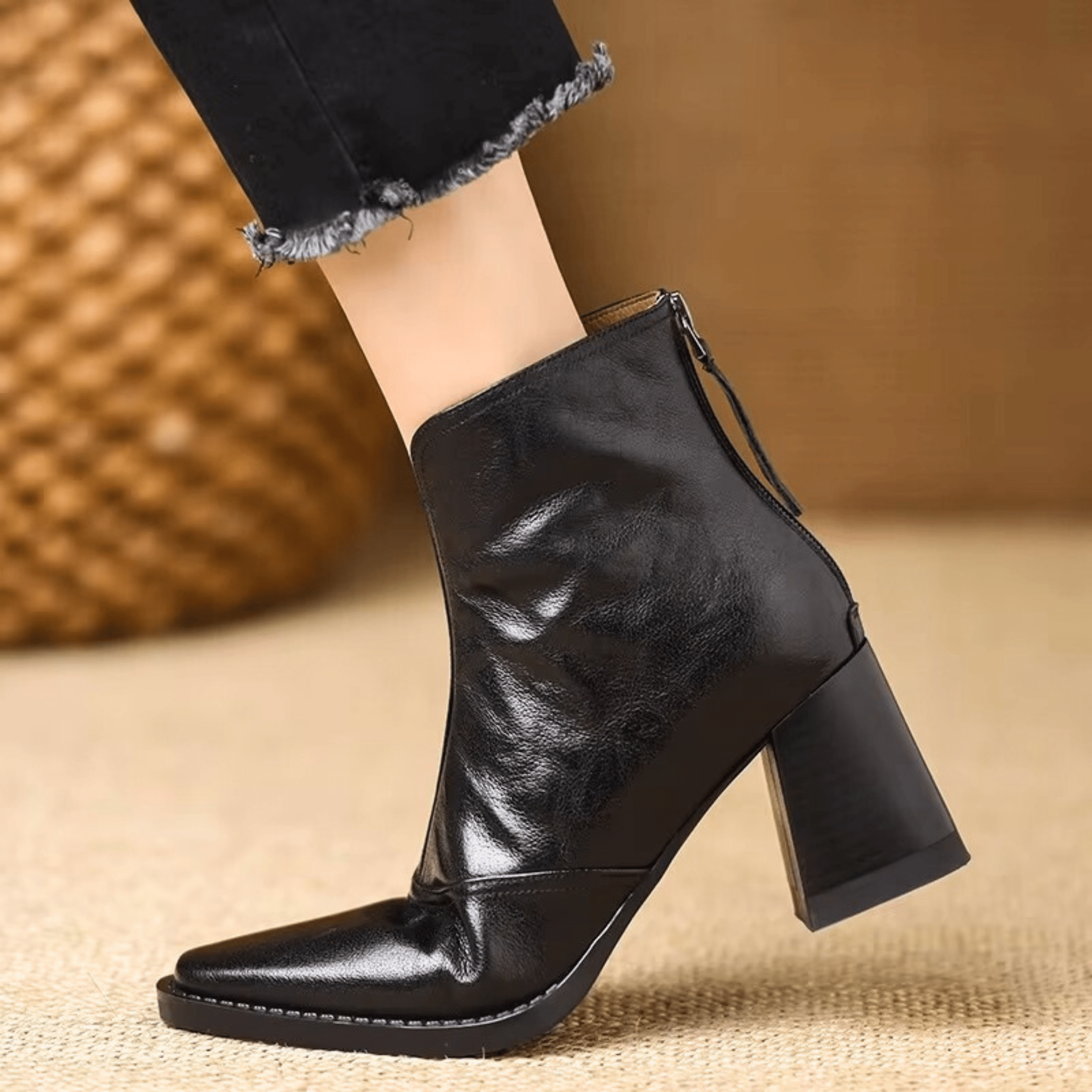 P|H - Elegant Mid-Heel Ankle Boots Claire