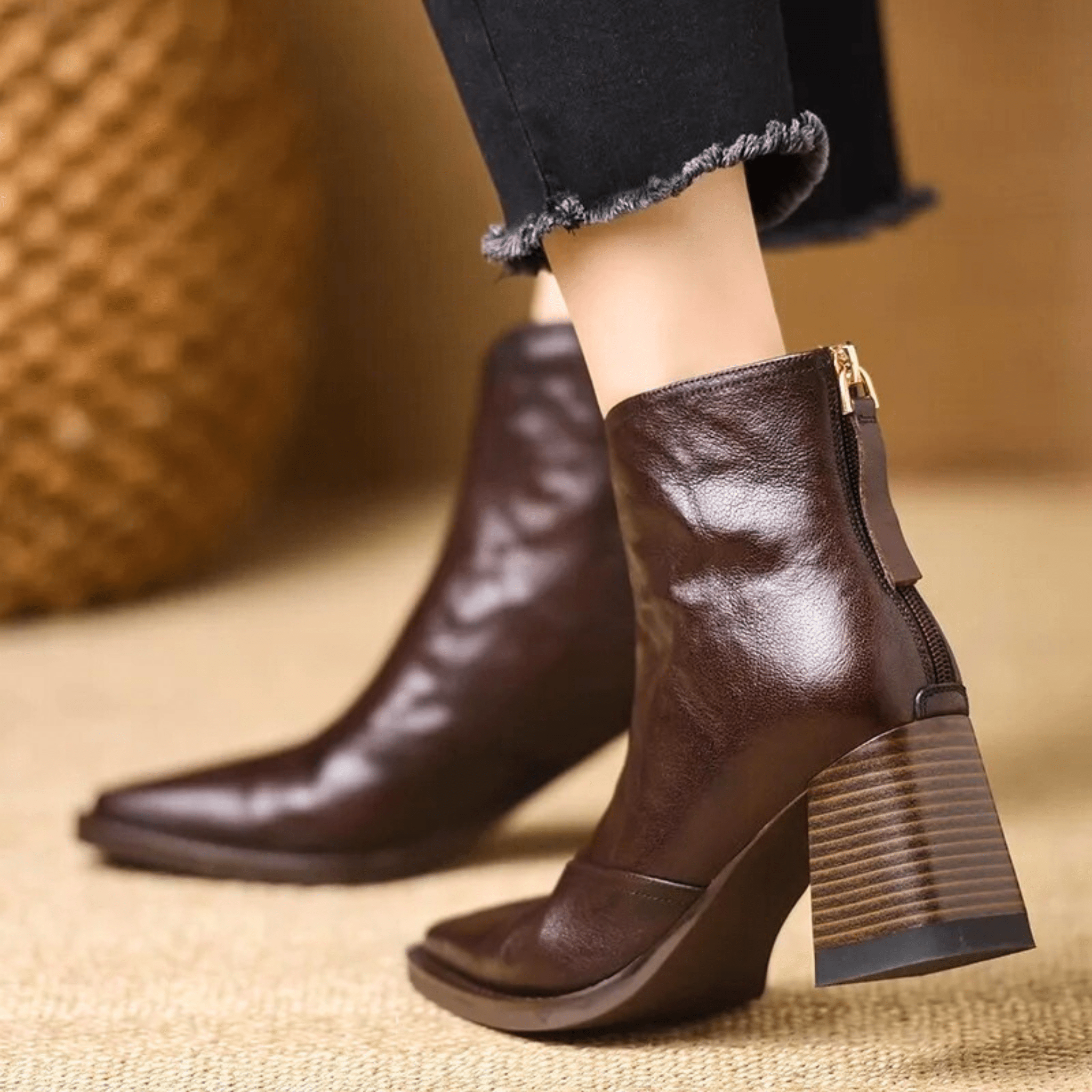 P|H - Elegant Mid-Heel Ankle Boots Claire